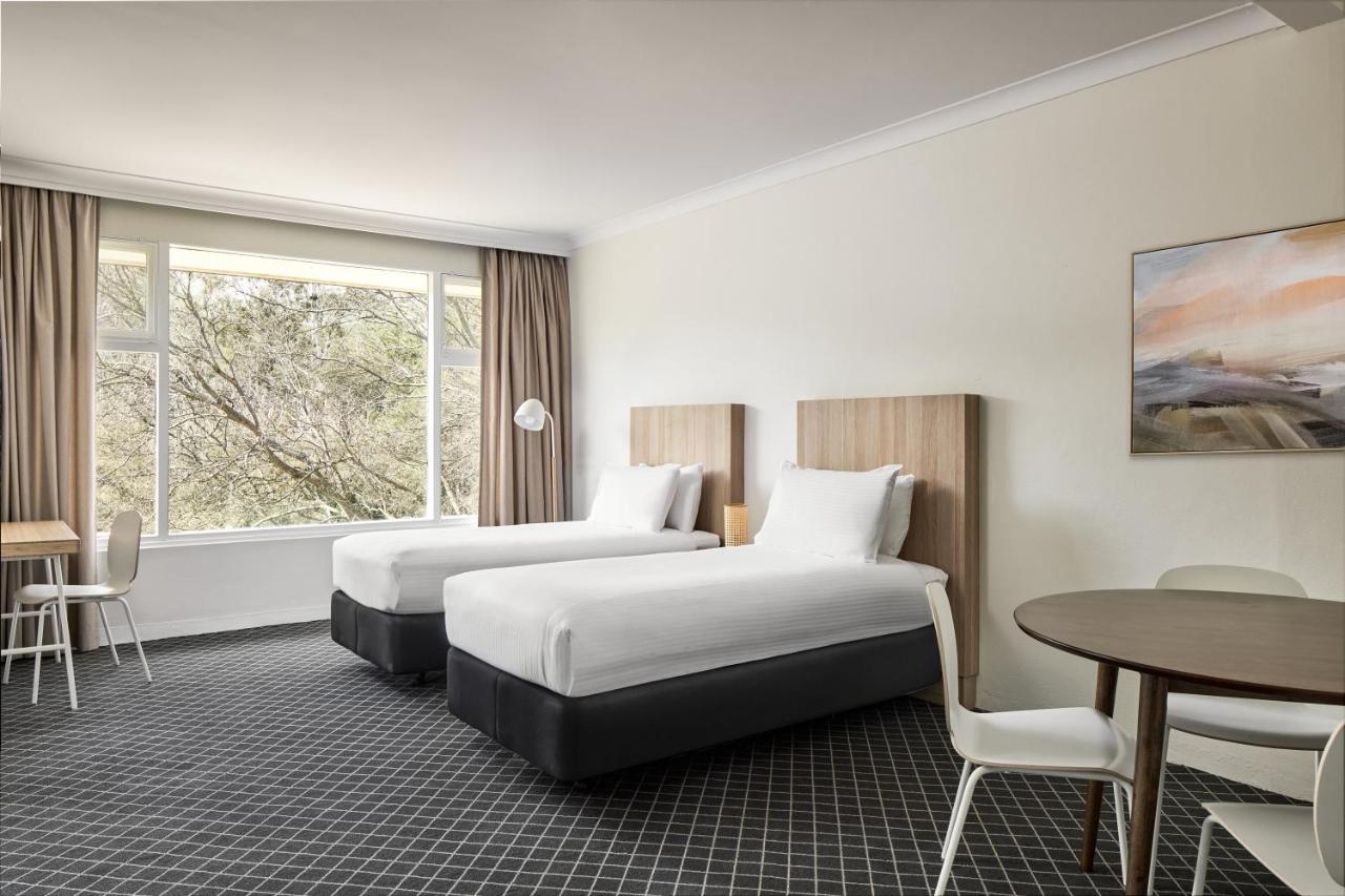 Отель Ibis Styles Тамуорт Экстерьер фото